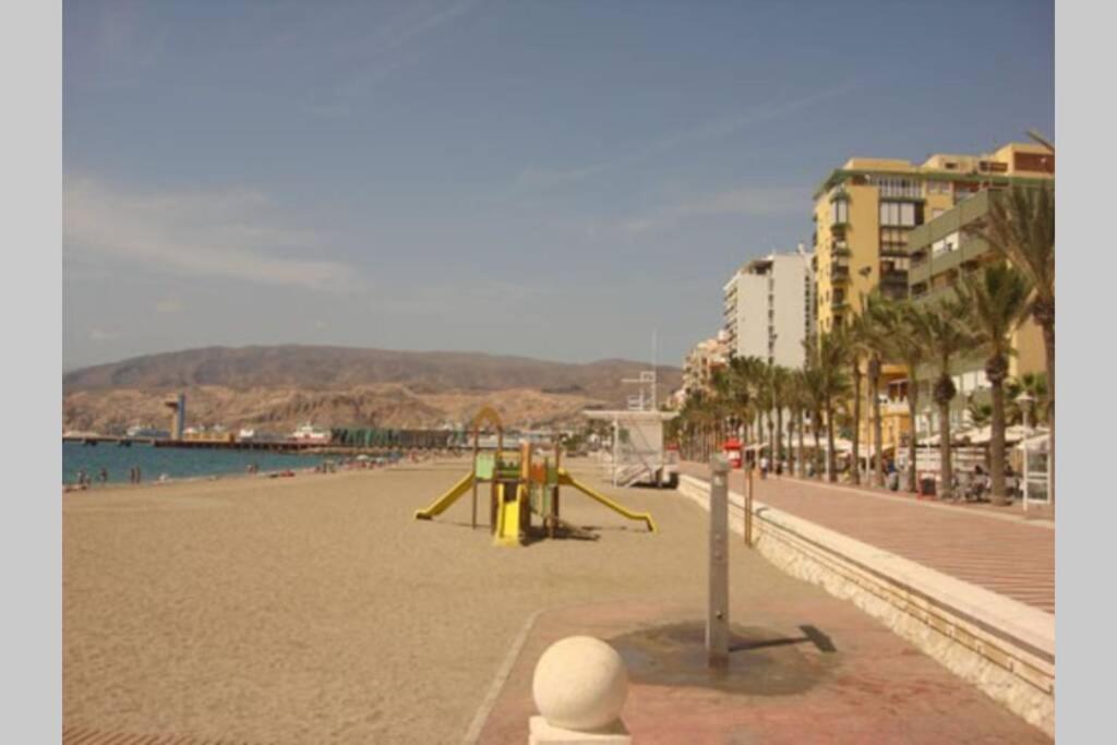 Apartmán El Rinconcito Cubano En La Playa Almería Exteriér fotografie