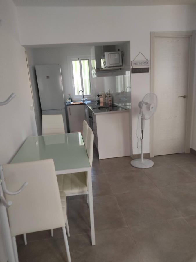 Apartmán El Rinconcito Cubano En La Playa Almería Exteriér fotografie
